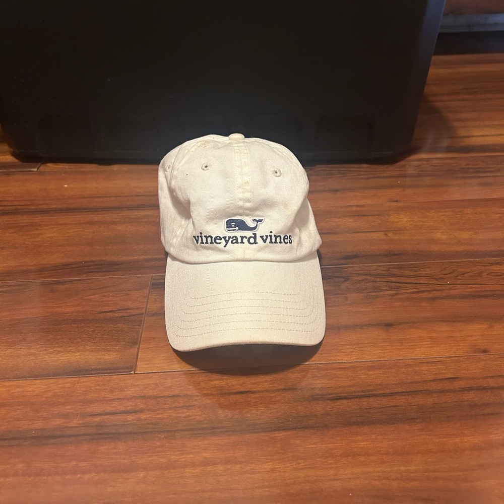 Vineyard Vines Cream Cap